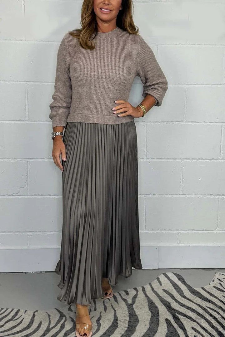Ensemble Chic : Pull Doux et Jupe Plissée Élégante - Molinse